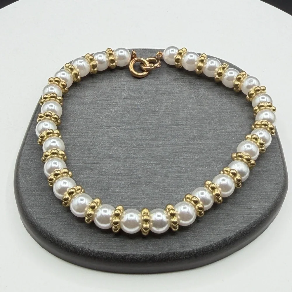Faux Pearl Bracelet Gold Tone Beaded Floral Spacer Spring Ring Clasp Classic